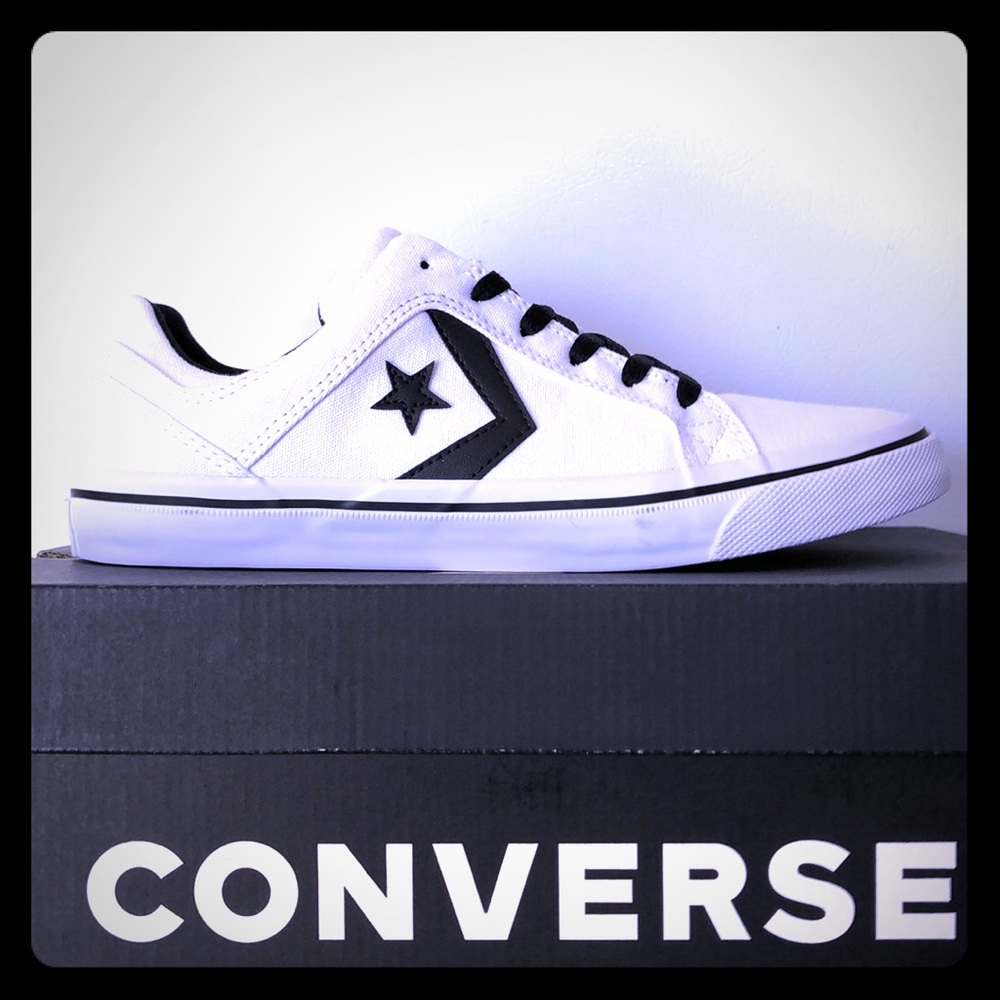 BRAND NEW Converse El Distrito!!!
